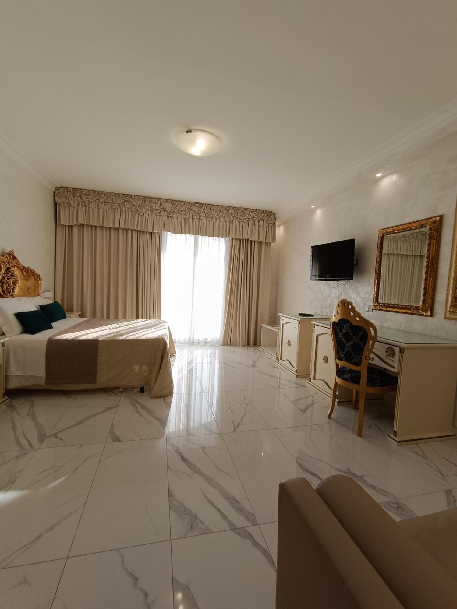 Hotel Paradise Porto Cesareo Exterior foto